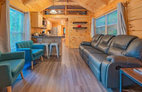 Tiny Cabin Village Private Hot Tub Lynda Cabin - Foto 7