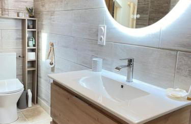 Gîte neuf avec jardin, forêt et étang - Foto 28