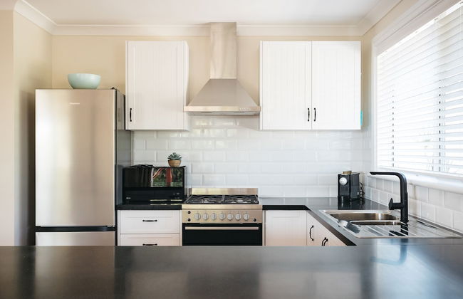 Owen's Hideaway by the BNB Collection - Photo 10