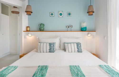 Charming Villa with Pool & Scenic Garden - Foto 27