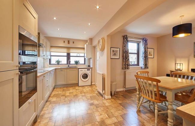 Host Stay Wood Street Cottage - Foto 5