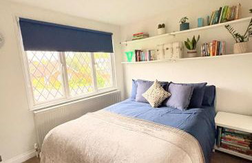 Marlow Family Retreat, Short Stroll into Town - Photo 45