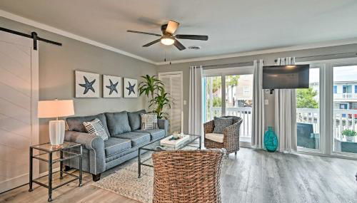 Couples Retreat with Balcony in Surfside Beach! - Foto 4