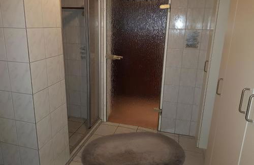 4 Sterne Souterrain Apartment Alt-Mariendorf - Foto 11