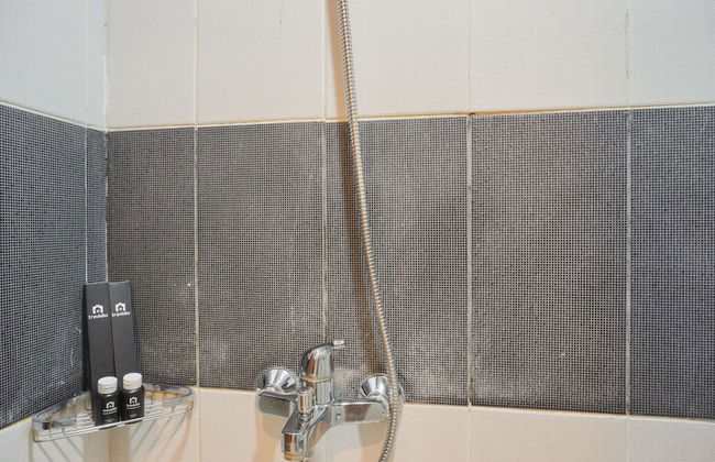 Warm And Cozy Studio At Cinere Bellevue Suites Apartment - Foto 6