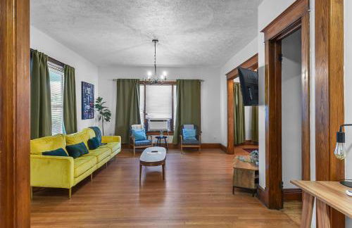 Luxury Midtown Home with Historic Charm - Foto 10