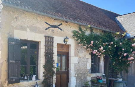 Sunflower Cottage - Photo 1