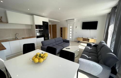 Belle villa contemporaine piscine privée - Foto 11