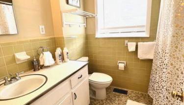 *Comfortable Townhome * King Beds * Long Term* - Foto 4