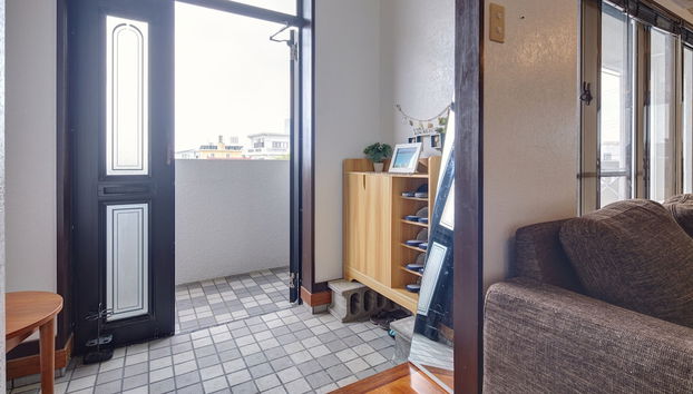 Wind Henza - Foto 2, Entrada interior