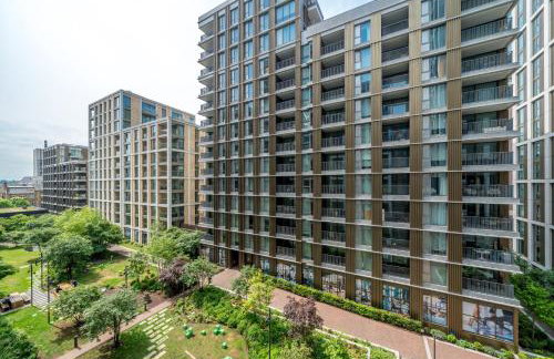 Modern- Battersea Power Station 2-Bed Apartment with Balcony - Foto 22