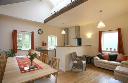 The Wriggly Tin, Millers Dale - Photo 10