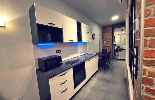 Apartments Square - Photo 11