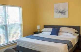 Tidy and Comfy 3BR, Balcony, WD, Free WiFi -E- - Foto 45