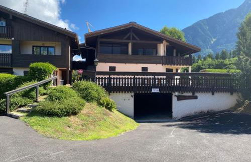 Appartement moderne avec terrasse et jardin privatif à Chamonix - Parking inclus - FR-1-343-267 - Foto 2