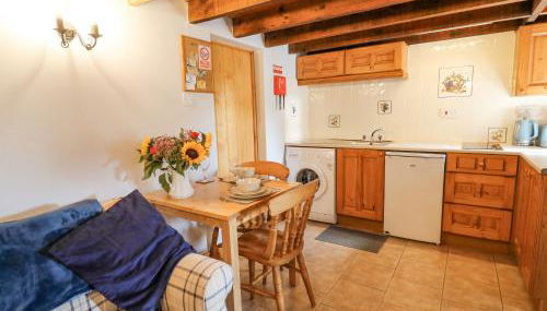 Ty Bach Twt - Photo 2