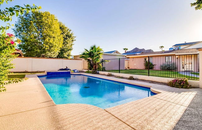 North Phoenix 6 Bedroom With Guest House & Pool! - Foto 33