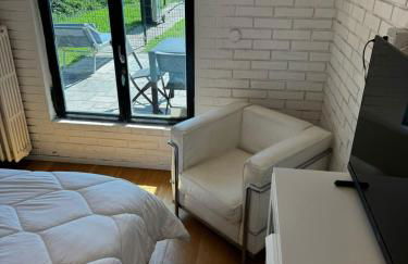 Lago Maggiore Escape - suite con idromassaggio esterno - Photo 4