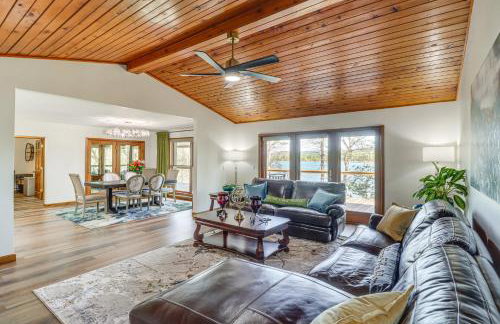 Tranquil Lakefront Greers Ferry Escape with Fire Pit - Foto 5