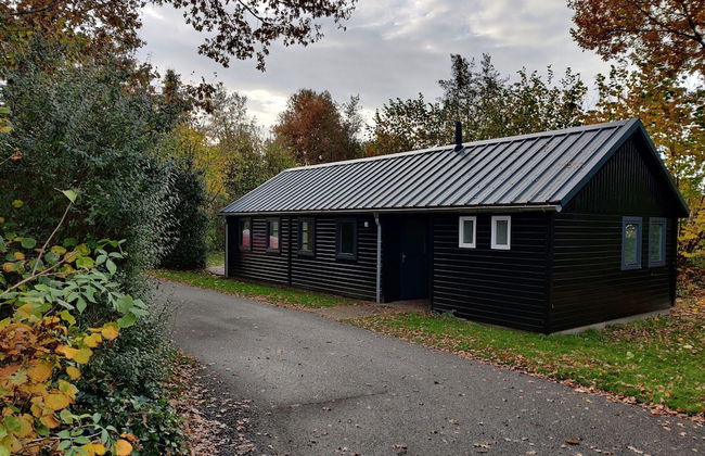 Spacious Nature Retreat - Photo 21