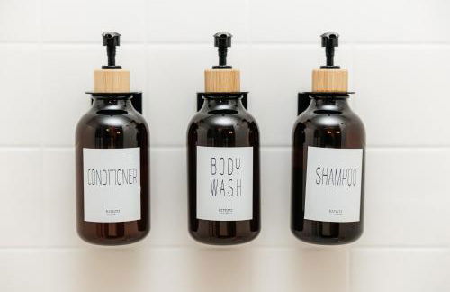 Luxury One Bedroom minutes from The Grove - Foto 24