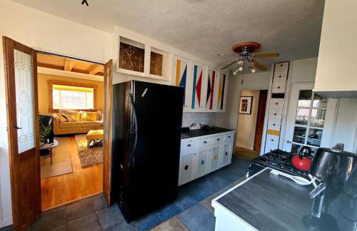 Lovely 2BR Pet Friendly Home in Heart of Nob Hill - Foto 13