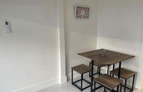 Transit-Friendly Flamingo Park Hideaway - Foto 56