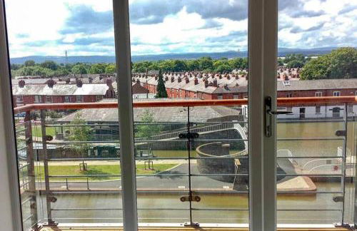 Chester City Centre Waterfront Apartment - Photo 72