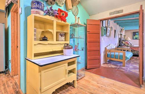 Idyllic Española Casita with Charcoal Grill - Foto 16