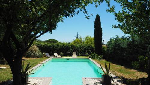 Cozy Vacation House With Pool, Vernegues - Foto 2