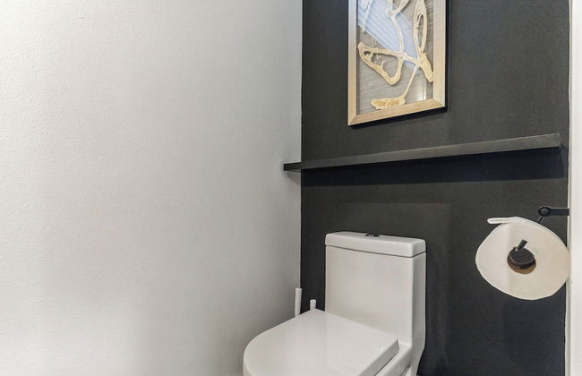 Chic Austin Getaway Brand New w/ Rooftop Patio! - Foto 25