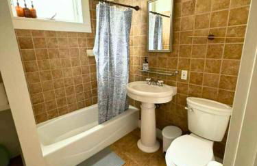 #Urban Elegance 3BR With Parking Near UC BART & Downtown - Photo 73