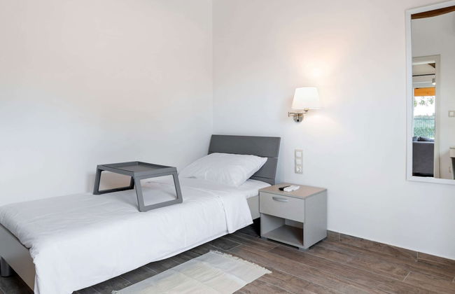 Quaint Holiday Home near Buzet with Terrace - Foto 7