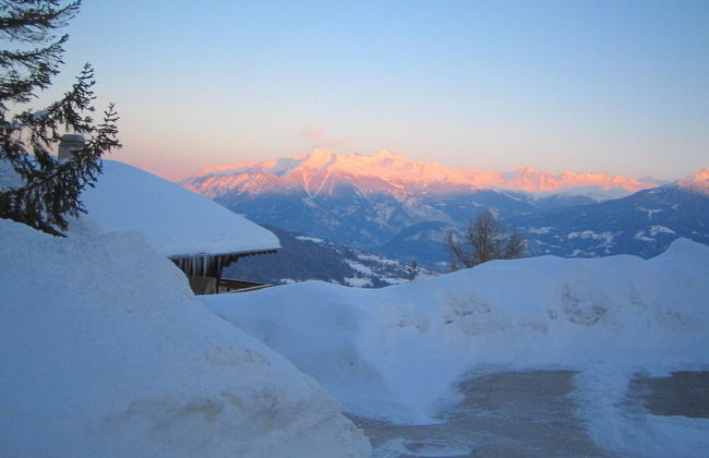 Outstanding Chalet for Groups South Facing Breathtaking Views all Year Round - Photo 34