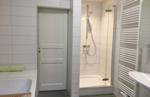 Schloß Roßdorf Ferienwohnungen & Camping - Foto 12