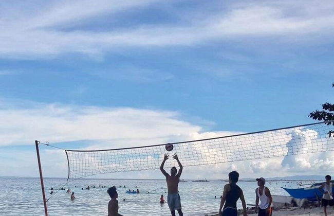 The Whitehouse by the Sea - Photo 36