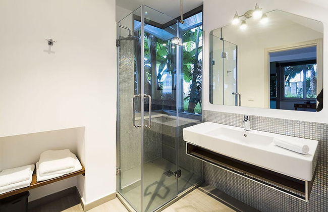 Exclusive Villa With Panoramic Swimming Pool and Hot Tub, Near the Sea - Foto 12