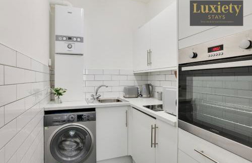 Gorgeous 1BR Studio By Luxiety Stays Short Lets & Serviced Accommodation Southend on sea With Free WiFi & Nr High St - Foto 4
