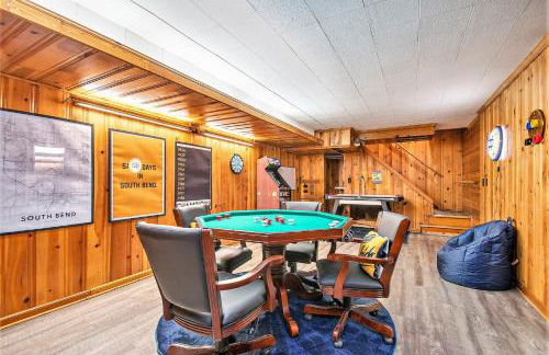 Tahanan - Cozy 4BD Near Downtown & UND - Gameroom - Foto 35