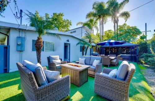 Shores Perfection - Spa, AC, Pet Friendly, Parking, Fire Pit & Massive Private Yard! - Foto 57