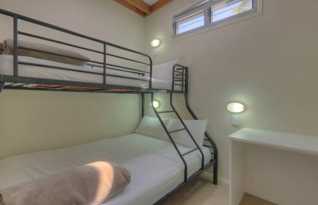 Tasman Holiday Parks - Rollingstone - Foto 5