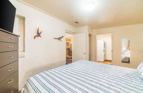 Mins from the UofA & Downtown 4BR 2BA Entire Home - Foto 21