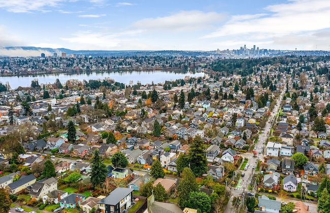 Skyline Blue House in Greenwood - Photo 34