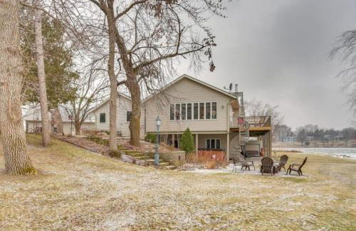 Massive 3 bedroom on the Lake - Foto 1