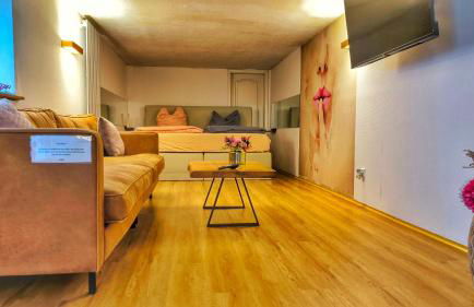 AMORE 66 bei Greta - Foto 2