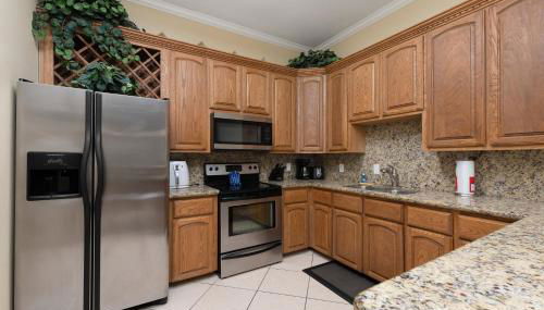 Beautiful 2 Bed 2 bath 1st Floor condo by beach with Pool - Foto 5