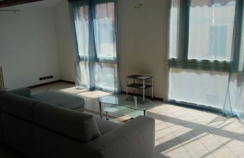 Luminoso LOFT in centro a due passi da Lugo Imola - Foto 8