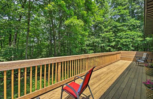 Camp Monroe in Bloomington with Deck and Views! - Foto 2