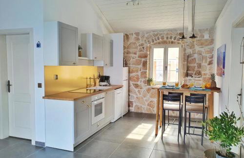 Villa Pearl of Kali, island Ugljan - first row to the sea - Foto 32