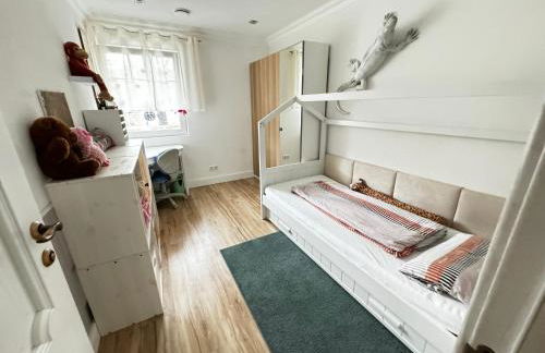 Luxus Villa 5 Schlafzimmern Sauna privater Pool Großer Garten - Foto 21